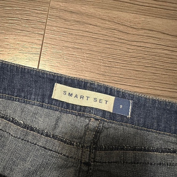 🌥️mini low rise pleated denim skirt - Picture 3 of 4